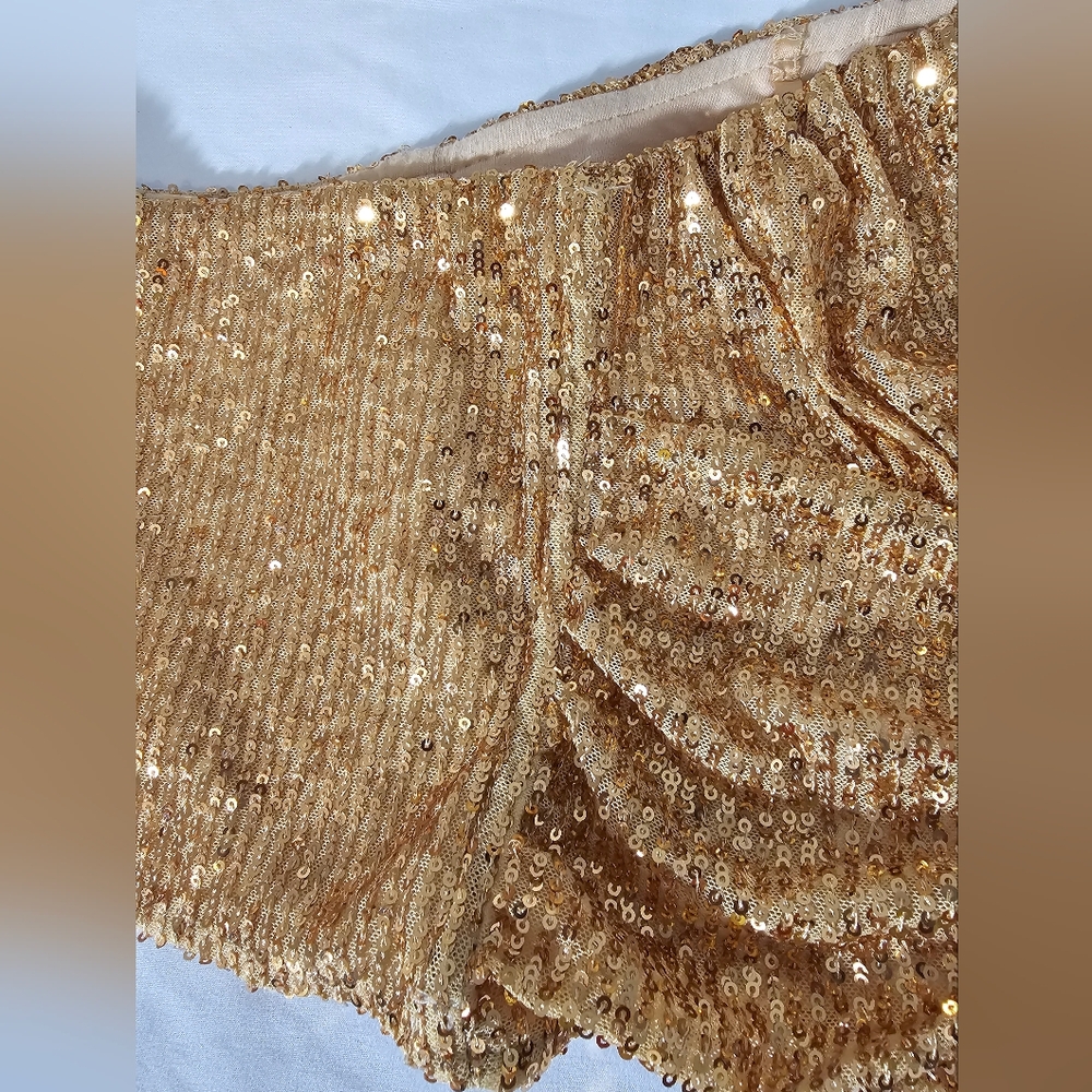 Free People  NWT Strapless Crop Ta Da Shimmering Gold Sequin Top W/ Boning Sz L - Picture 6 of 9
